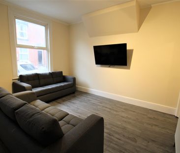 5 bedroom terraced house to rent - Photo 1