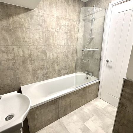 Wellington Street - Photo 3