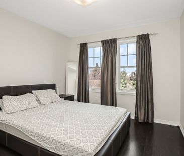 For Lease - 228 Duncan Lane, Milton, Ontario - Photo 5