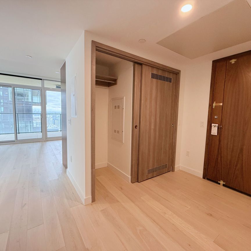 For Lease - 1 CONCORD CITYPLACE Way Unit# 6107, Toronto, Ontario - Photo 1