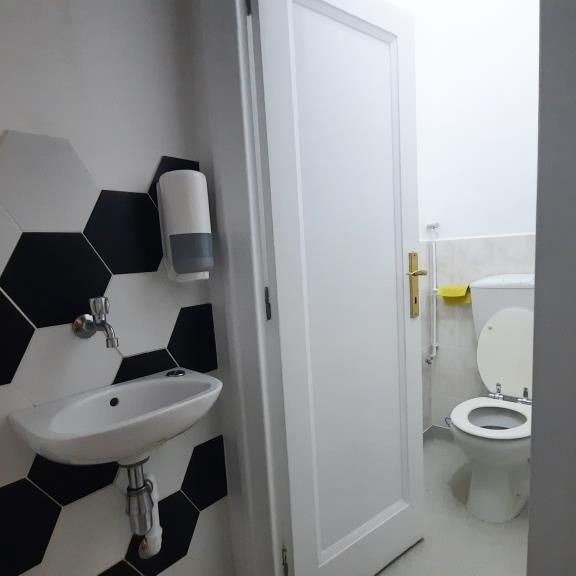 Inchirieri Apartamente 5+ camere Bucuresti - Photo 1