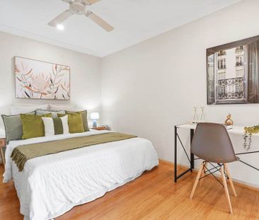 3 Bedroom Villa Centrally Located - Photo 3