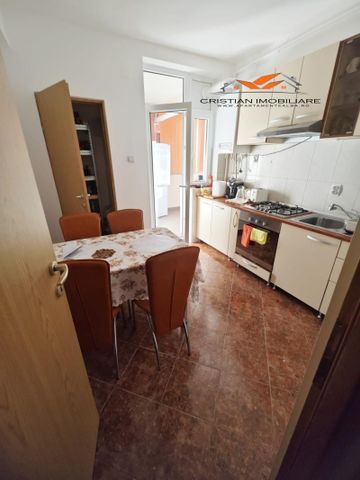 Apartament 3 camere decomandat, etaj 1, mobilat, utilat,bloc nou, Cetate-TOLSTOI ! - Fotografie 5
