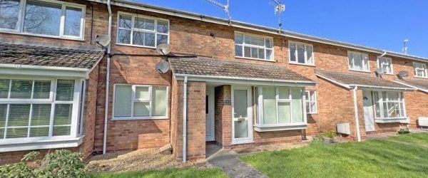 Chesford Grove, Stratford-upon-Avon, CV37 - Photo 1