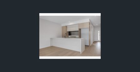 Beautifully built, light and bright Townhome – Park facing, 4 Bedroom with open plan living, courtyard area and double remote garage - Photo 2