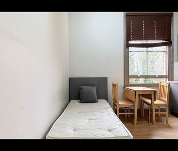 Studio Flat, Iverson Road, NW6 - Photo 1
