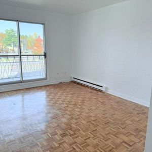 4 1/2 St-Jérôme, libre immédiatement - Photo 2