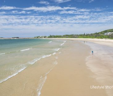 Coffs Harbour, 19a Perry Drive - Photo 2