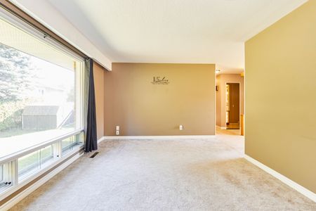 For Lease - 155 Laurel Court Unit# Main, Oshawa, Ontario - Photo 2