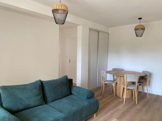 Location Appartement 2 pièces 42m² AUBENAS 07200 - Photo 1