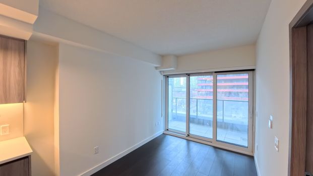 For Lease - 3 Concord Cityplace Way Unit# 325, Toronto, Ontario - Photo 1