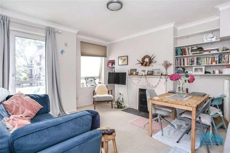 Maitland Park Villas, Belsize Park, London, NW3 - Photo 4