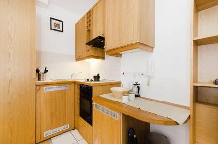 Flat 11 Fairholme Road, West Kensington W14 9JZ - Photo 3