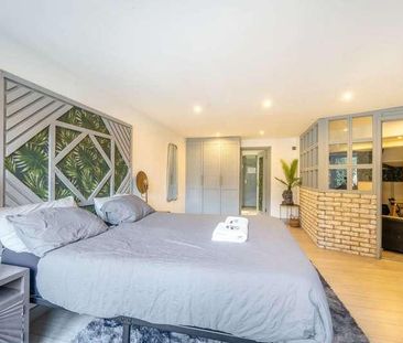 Wells House Road, North Acton, NW10 - Photo 4