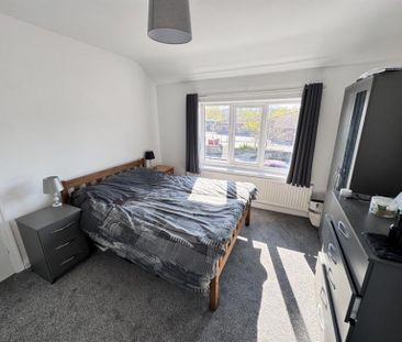 3 Bedroom Semi Detached Available Arranging tenancy - Photo 4