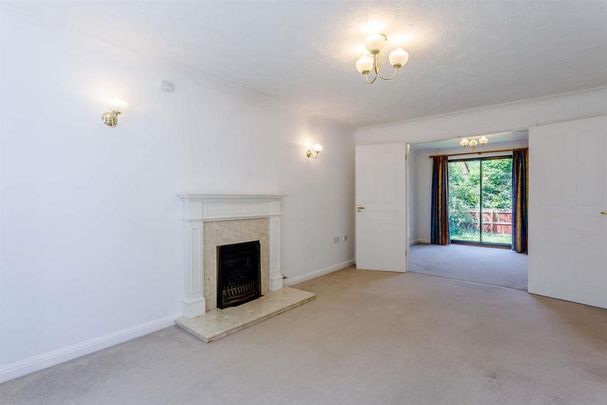 4 bedroom detached house to rent - Photo 1