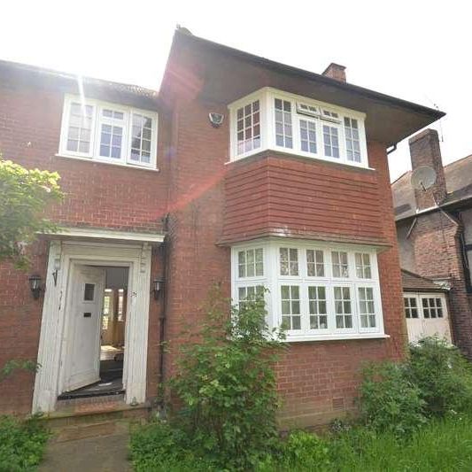 Barn Way, Brent, HA9 - Photo 1