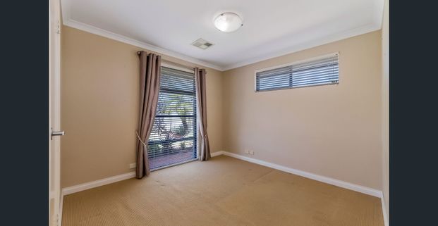 STYLE, SPACE & COMFORT COMBINED - Photo 1