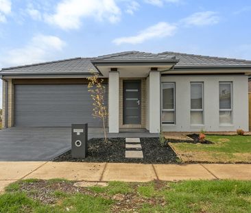 13 Huffnell Road, Deanside VIC 3336 - Photo 3