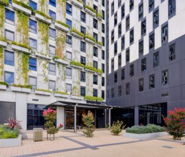 Private Studio Bronze - Photo 6