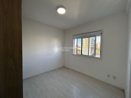 Apartamento com 3 quartos e 130m² para alugar em Marechal Rondon, Canoas. - Photo 3