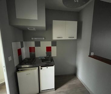 Location Appartement 1 pièce 31m² ANGERS 49100 - Photo 3
