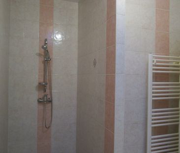 Location Maison 3 pièces 51m² BOURG CHARENTE 16200 - Photo 6