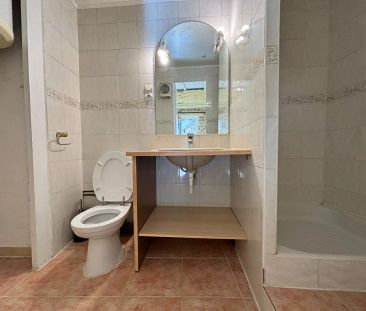 PELISSANNE - Centre Village - APPARTEMENT T2 28.96m² - Photo 4