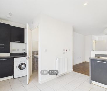 3 bedroom property to rent - Photo 6
