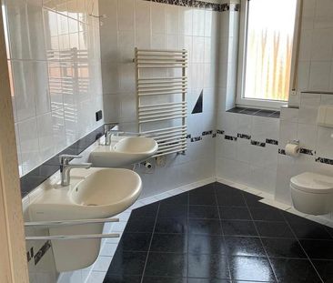 Helle 3-Zimmerwohung Dachgeschoss in attraktiver Lage - Photo 2