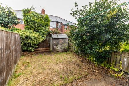 2 Bedroom House - Photo 5