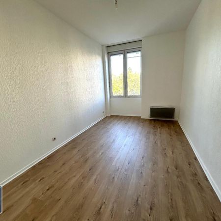 Location Appartement 2 pièces 38m² ST PRIEST EN JAREZ 42270 - Photo 4