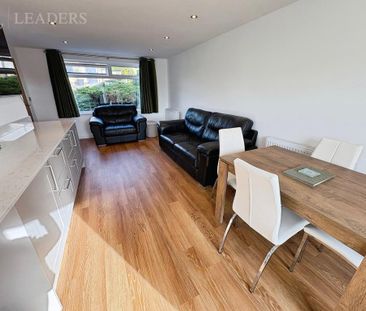 2 bedroom detached house to rent - Photo 2