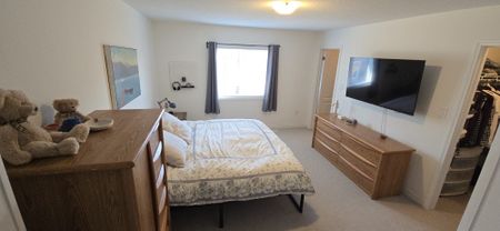 For Lease - 12 Bobolink Drive, Wasaga Beach, Ontario - Photo 3