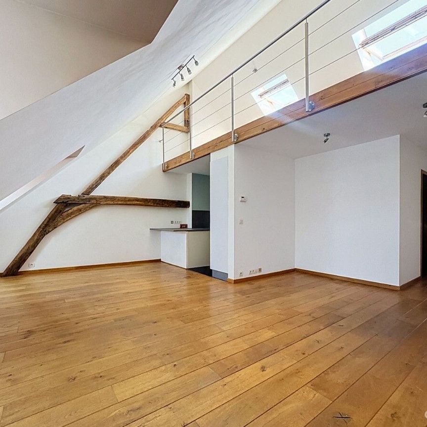 Appartement te huur in Brussel voor € 1.600 met 1 slaapkamer - Photo 1