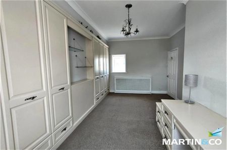 2 bedroom end of terrace house to rent - Photo 2