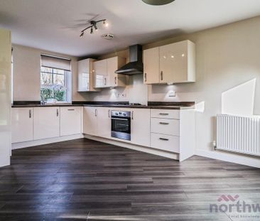 3 bedroom detached house to rent - Photo 1