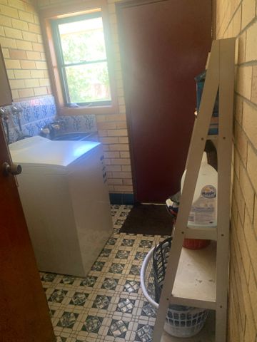 Broadbeach Waters - Photo 3