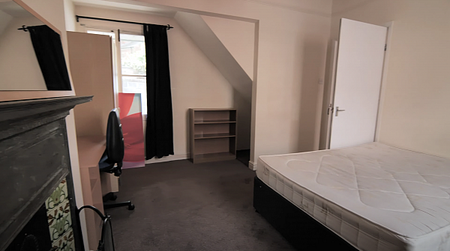 52A, Wellington Street - Photo 4