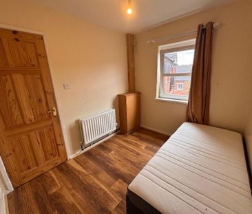 11 Marlborough Court, Belfast, BT9 7EF - Photo 6