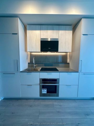 1 Fairview Road E #1705 - Photo 3