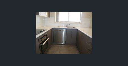 "TOWN HOUSE IN QUIET CULDESAC" - Photo 3