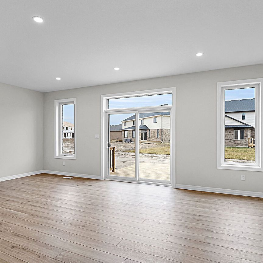 For Lease - 234 Renaissance Drive, St. Thomas, Ontario - Photo 1