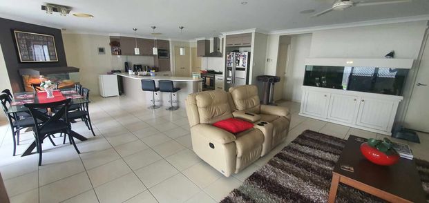 Wellington Point - Photo 1