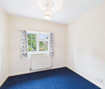 Bath Road, Reading, Berkshire, RG1 - Photo 1