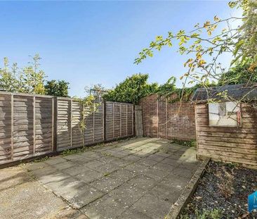 Chelmsford Road, London, N14 - Photo 4