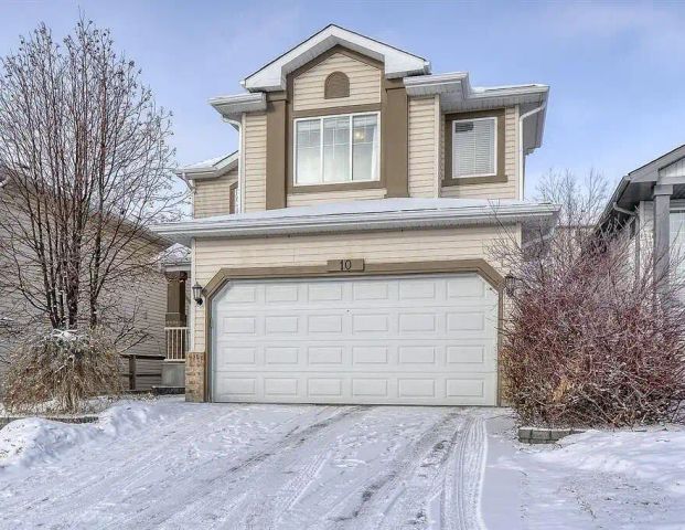 3 Bedroom whole House — 3 Bedrooms House - Photo 1