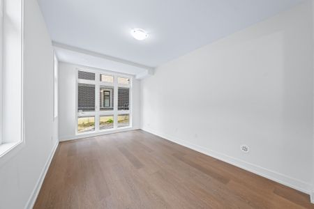 For Lease - 6 Sayers Lane Unit# 16, Richmond Hill, Ontario - Photo 3