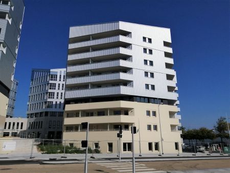 A LOUER - SAINT NAZAIRE GARE - T3 RECENT LUMINEUX de 69.63 m² - PARKING ET CAVE - Photo 3