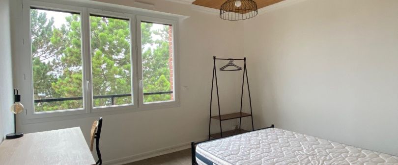 GARET Roommate 4 Bedrooms at Amiens - Photo 1